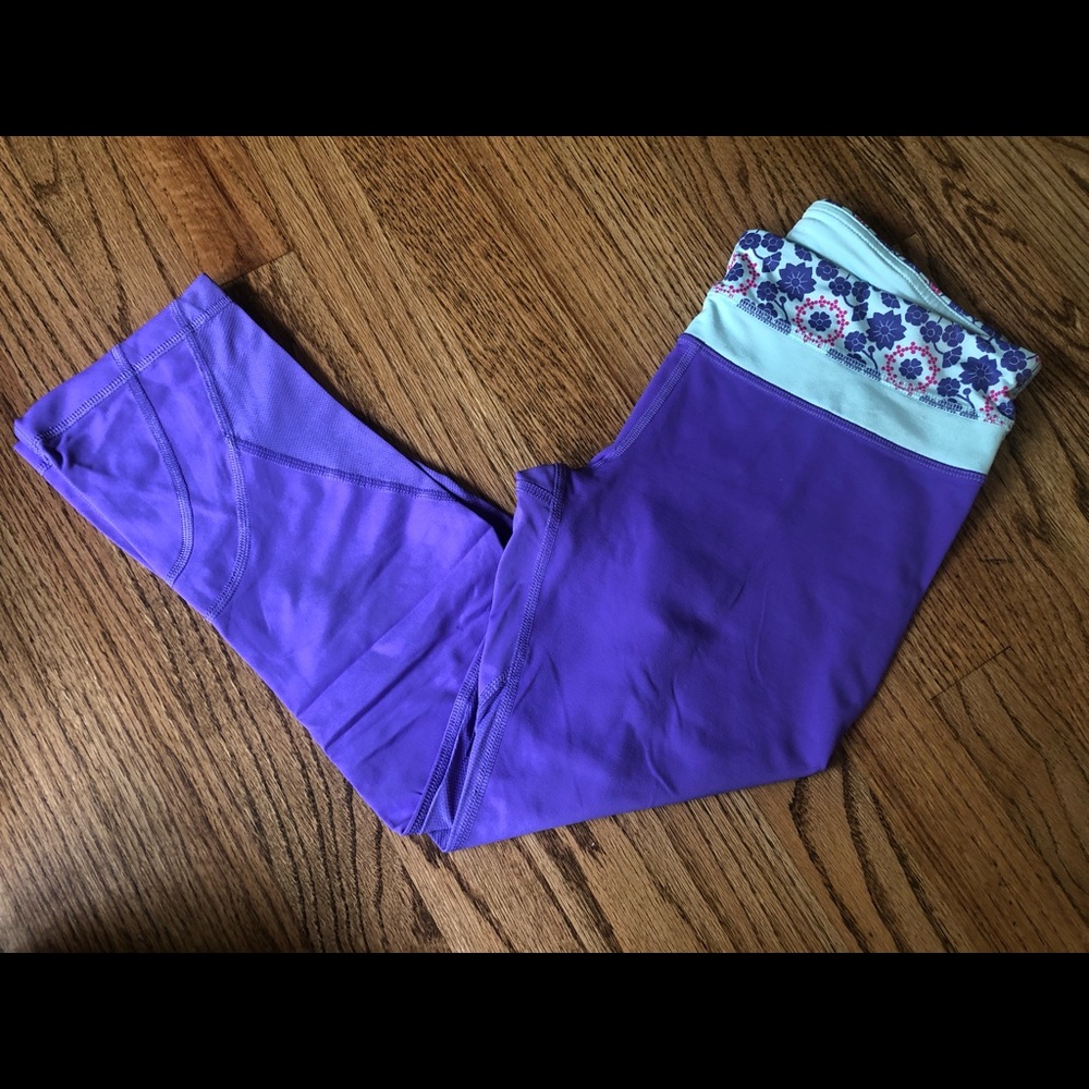 Lululemon crops